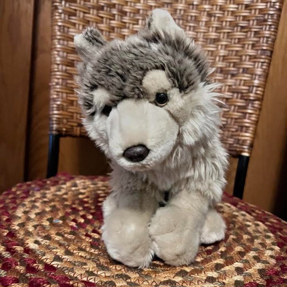 RARE "Collectible" Webkinz Ganz (R) Signature series Timber Wolf / Serial LS181I